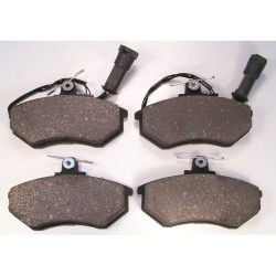 Fékbetét Készlet első (20669 196) 8A0698151B Audi 80,90,100,200, Integrity