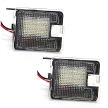   Ford Kuga Focus visszapillantó világítás kilépőfény LED